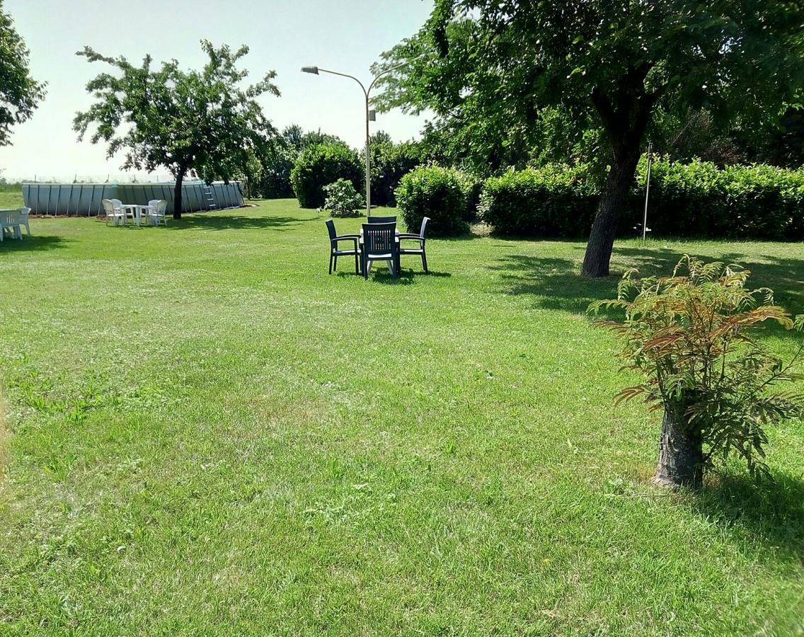 Agriturismo La Pace Villa Valeggio sul Mincio Bagian luar foto